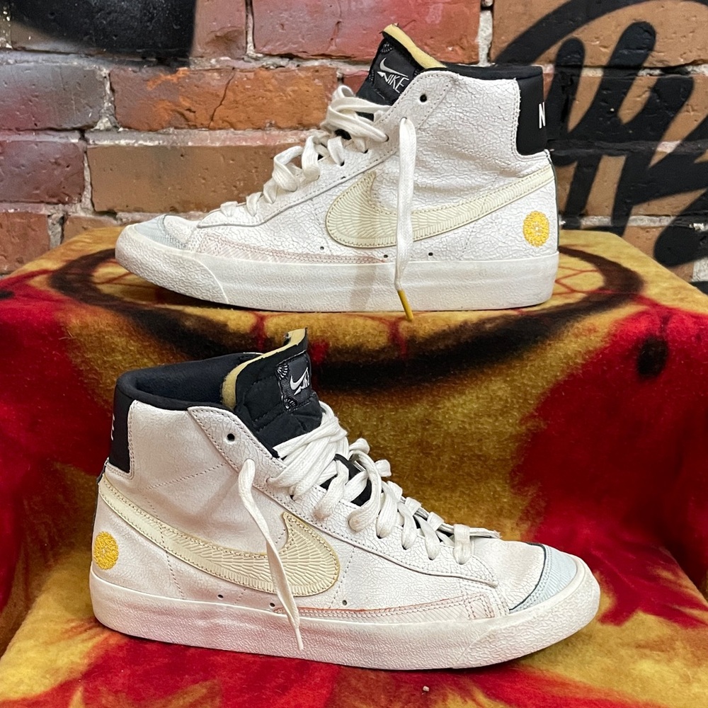 NIKE-men’s BLAZER MID ‘77 DAY OF THE DEAD’ lace-up hi top basketball shoes